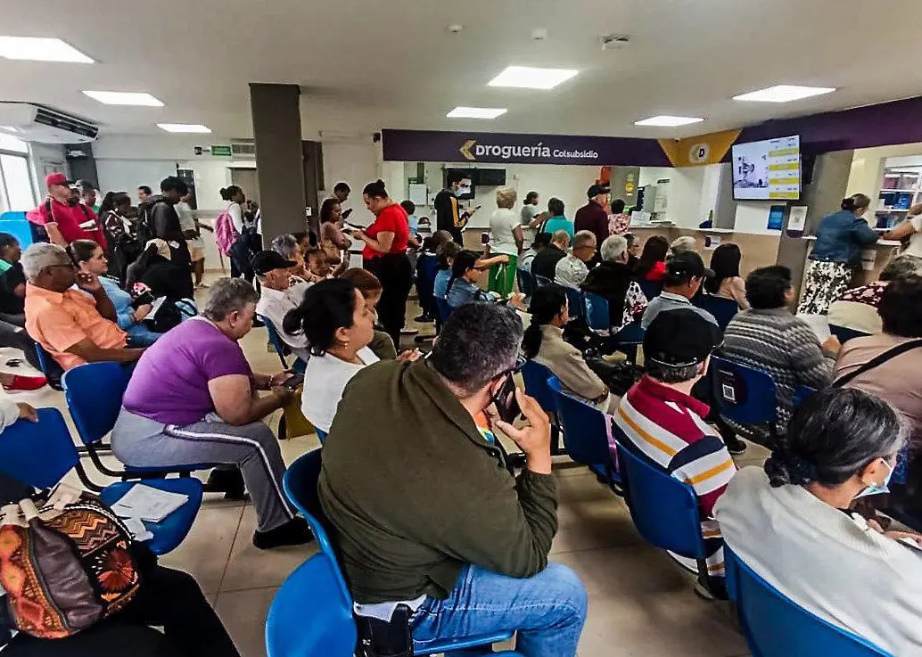 Colsanitas, Coomeva y Colmédica cuentan con 1,3 millones afiliados en sus bases de datos, un poco más de 95% sobre el total de usuarios en Colombia. FOTO: Julio César Herrera.