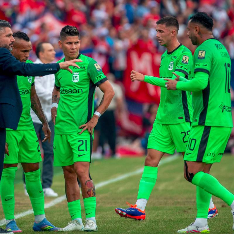 La credibilidad de Gandolfi frente a la hinchada no es buena y debe cambiar la percepción con buen fútbol y victorias. FOTO JUAN ANTONIO SÁNCHEZ