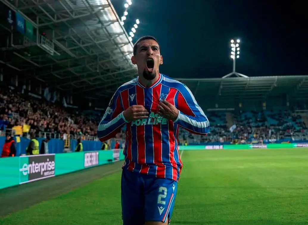 Daniel Muñoz tendrá inicialmente unas seis semanas de incapacidad. FOTO @CPFC