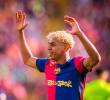 Lamine Yamal, candidato tras ganar el Mundial-2026 y consagrarse con Barcelona campeón de La Liga de España (siendo elegido el Jugador del Año del torneo) y levantar la Supercopa de España. FOTO: AFP
