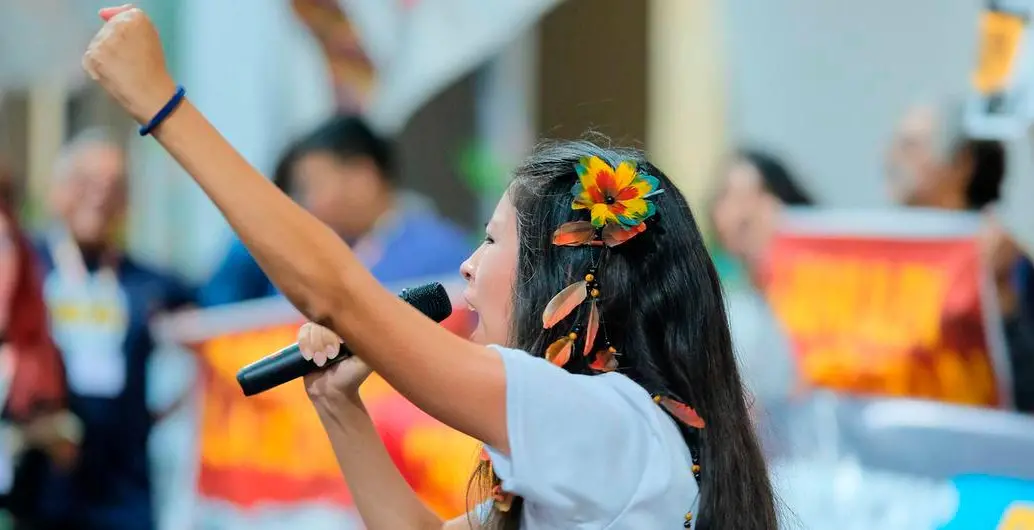 Manifestantes protestan durante la acción <i>Fin del Mercado Mundial</i> en la COP30 en Belém, Brasil. FOTO UNFCCC y Diego Herculano