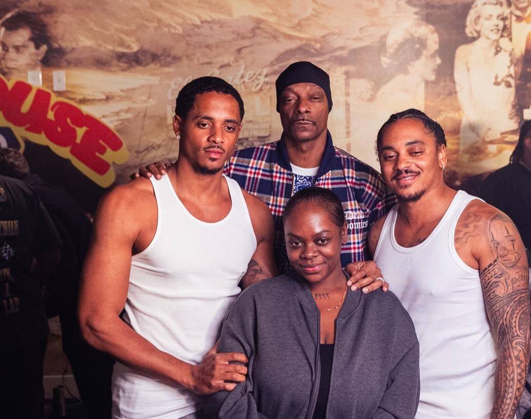 Esta es la foto que compartió Snoop Dogg luego de que se conociera la muerte de su nieta. FOTO: @snoopdogg en Instagram