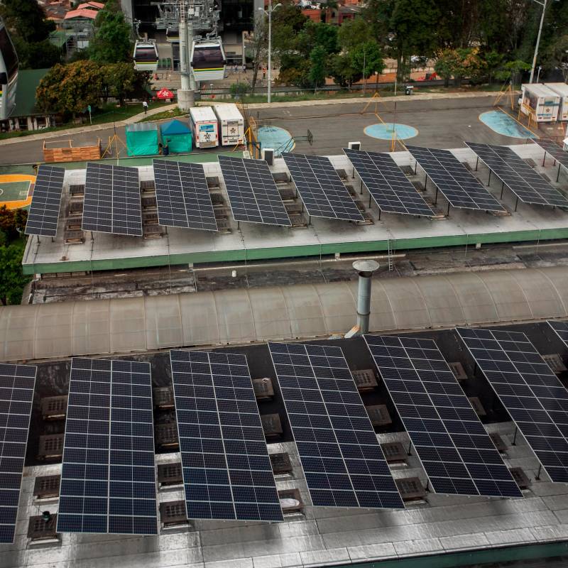 Las nuevas compañías del sector energético apuestan por la generación limpia y el uso de inteligencia artificial para anticiparse a los retos de abastecimiento. FOTO CAMILO SUÁREZ