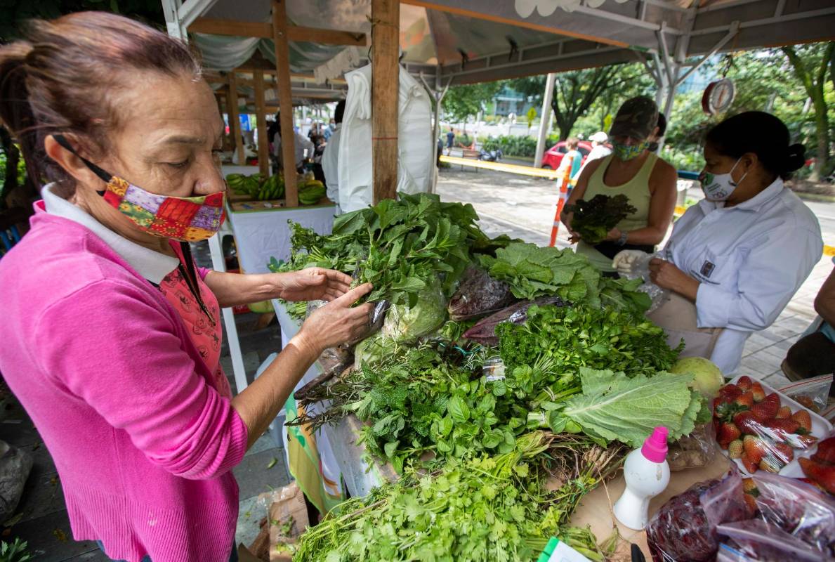 A través de la plataforma Compra Local también se puede apoyar a los agricultores y productores que participan de este programa. Foto: Manuel Saldarriaga Quintero.