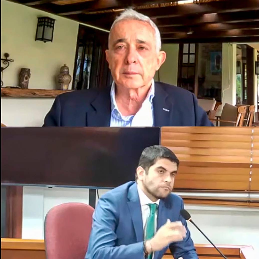 Hernán Cadavid participa como testigo en el juicio al expresidente Álvaro Uribe. FOTO: Captura de video
