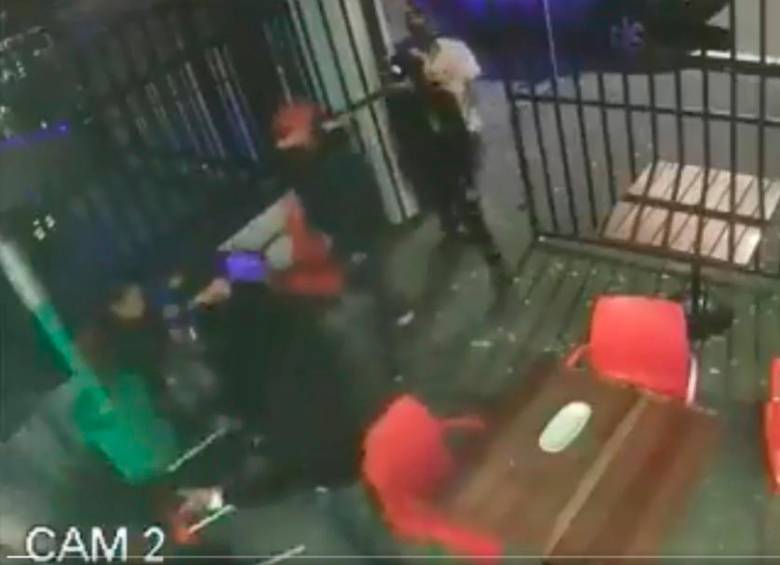 En el robo participaron cinco atracadores. FOTO CAPTURA 