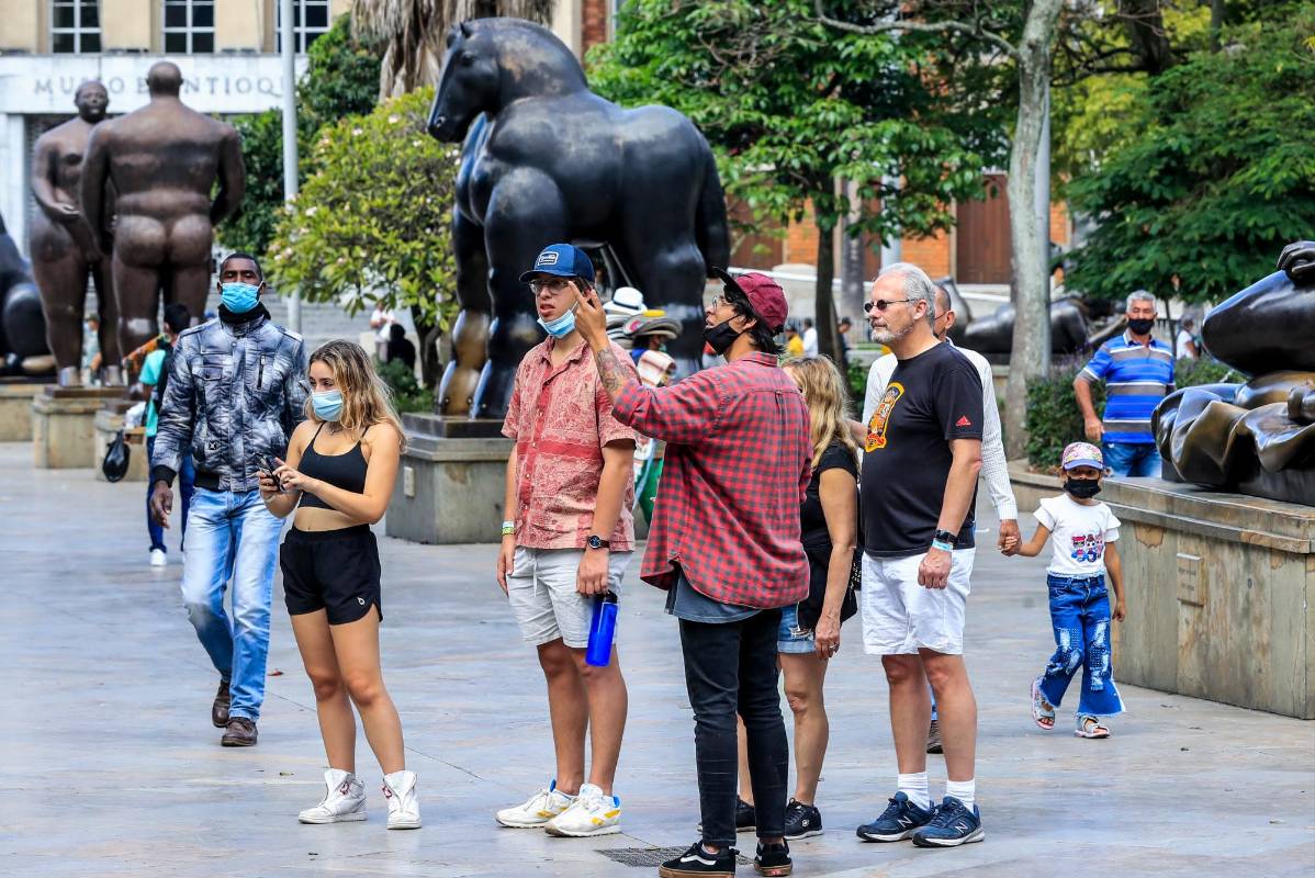 La plaza Botero se ha convertido en un referente de ciudad. FOTO: Jaime Pérez