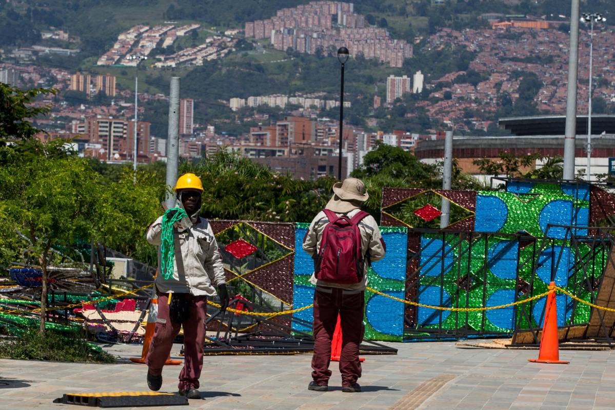 La decisión se tomó por el aumento de contagios en la capital antioqueña. Foto: Julio César Herrera