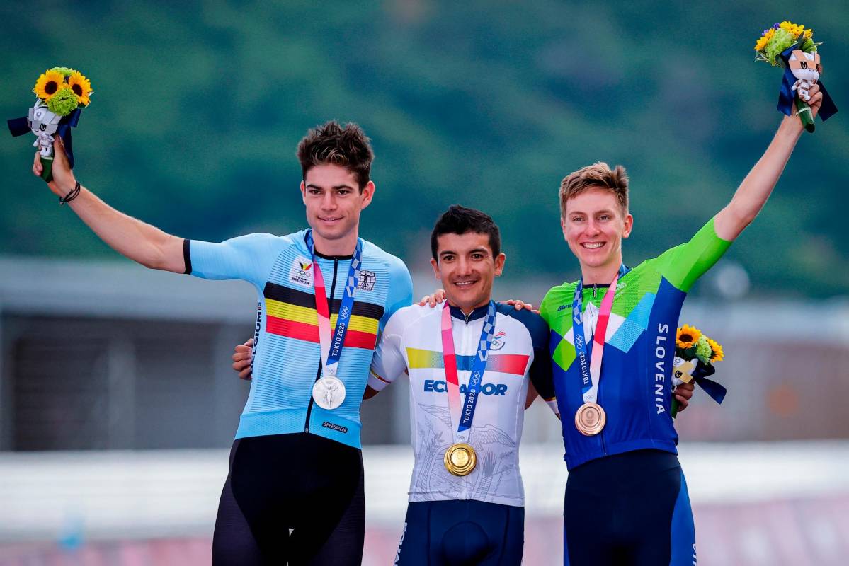 El Ecuatoriano Richard Carapaz obtuvo la medalla de oro en el ciclismo de ruta. Es la segunda medalla de oro para Ecuador en unos Juegos Olímpicos. FOTO: Getty