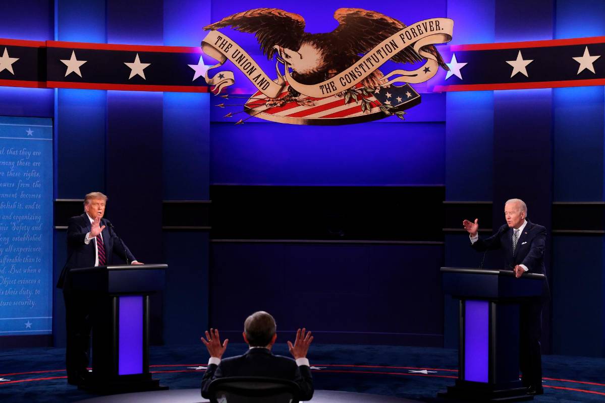 Los debates presidenciales con Donald Trump tuvieron su momento más álgido en el primer debate televisado en el que Trump no paró de interrumpir y de hacer falsas acusaciones. Foto: Getty Images