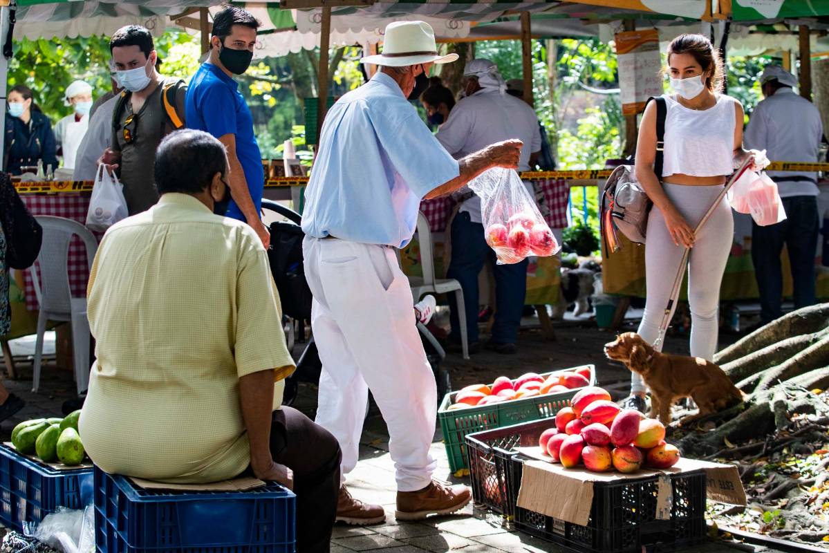 A través de la plataforma Compra Local también se puede apoyar a los agricultores y productores que participan de este programa. Foto: Manuel Saldarriaga Quintero.