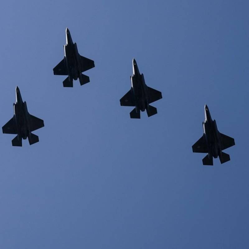 Estados Unidos anunció el envío de 10 aeronaves combate F-35 a Puerto Rico como parte de su ofensiva contra el narcotráfico, en medio de la creciente tensión con Venezuela. Foto: AFP. 