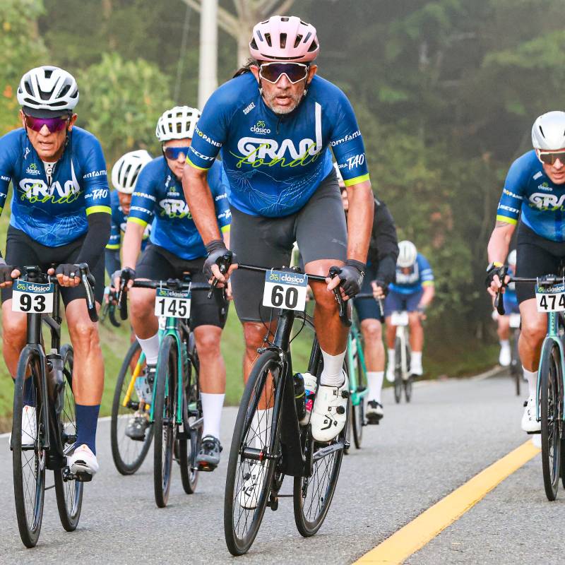 El Clásico EC 2025 fue un deleite por las carreteras del Oriente. El certamen contó con participantes desde los 18 años. Muchos terminaron el recorrido promediando las 5 horas y felices. FOTO: Manuel Saldarriaga