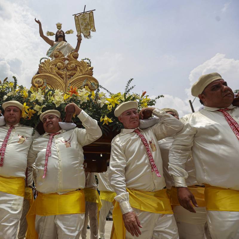 Imagen de referencia de un acto de Semana Santa al aire libre. Foto: Manuel Saldarriaga Quintero