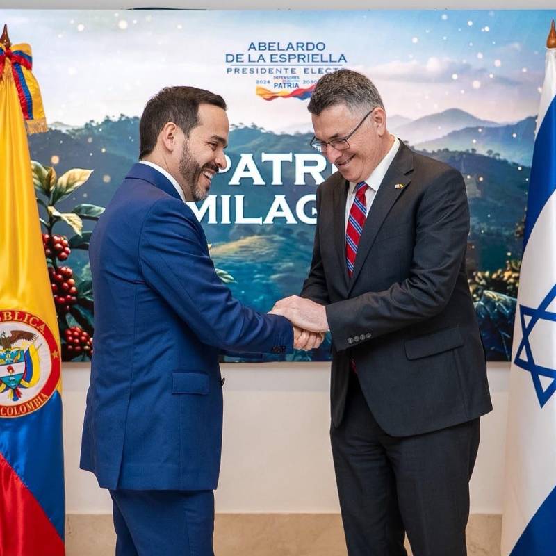 Justo un día antes de la posesión presidencial, el ministro de Relaciones Exteriores de Israel, Gideon Sa’ar, compartió fotos y felicitaciones al presidente Abelardo de la Espriella. FOTO: @gidonsaar