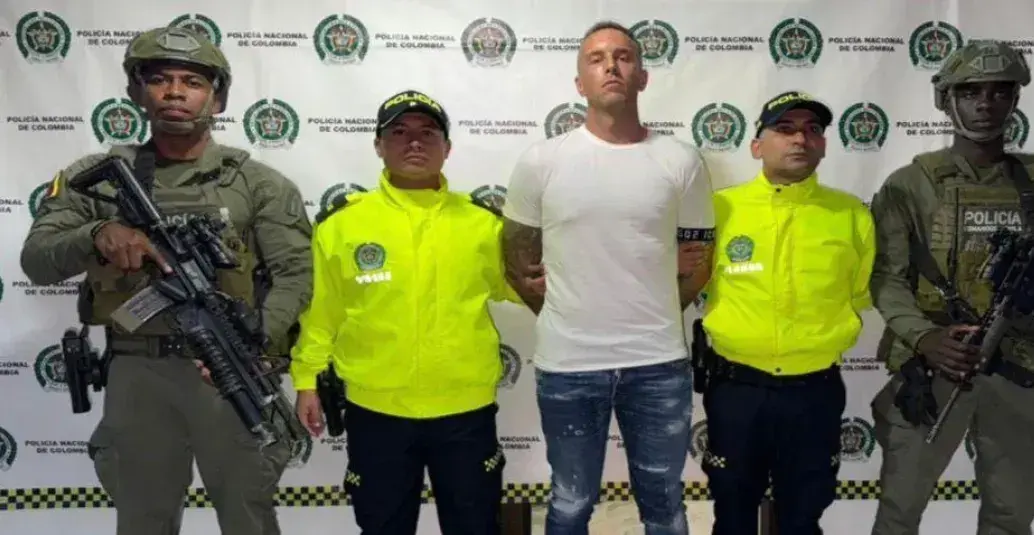 La Policía dijo que la retención de alias ‘El Sueco’, uno de los delincuentes más buscados por las autoridades de Suecia, representa una afectación directa a las redes criminales que coordinaban el envío de cocaína hacia Europa y los Emiratos Árabes Unidos. FOTO: Policía.