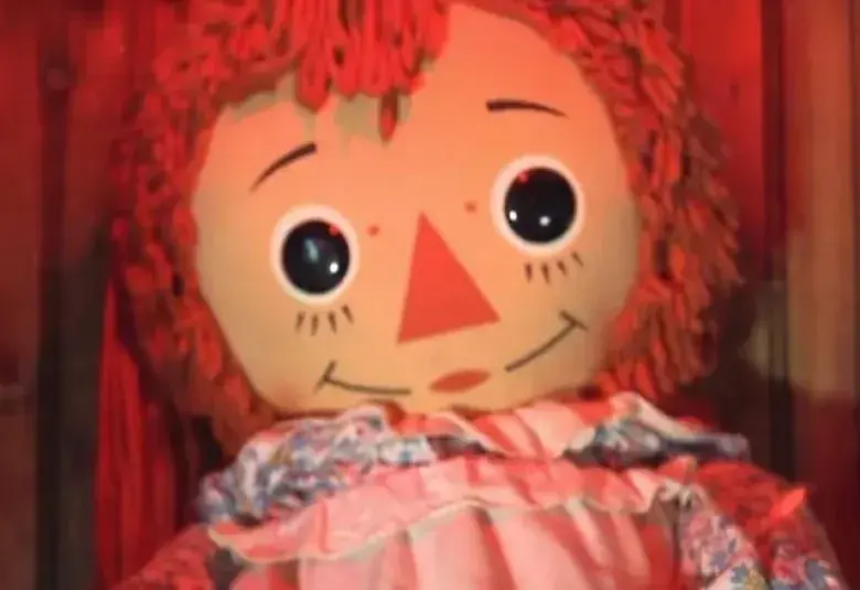 Así es la muñeca real de Anabelle. Foto: Redes Sociales.
