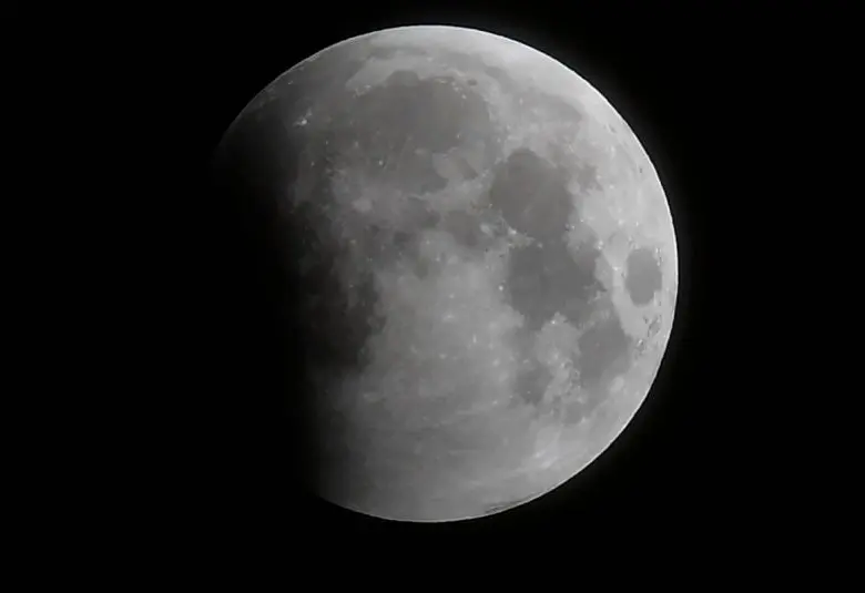 En vivo | Artemis II rompe el récord de distancia de Apolo 13 y se convierte en la misión que más lejos ha viajado desde la Tierra