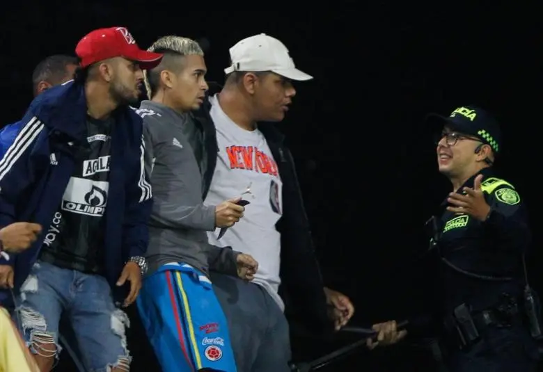 Menor de edad fue asesinado en medio de presunta pelea entre hinchas de Nacional y Junior en Tricentenario, Medellín