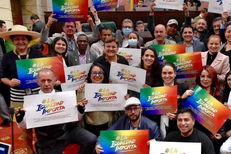 Cuando se aprobó su creación, así celebraron en la Cámara de Representantes. FOTO: REDES ALFONSO PRADA.