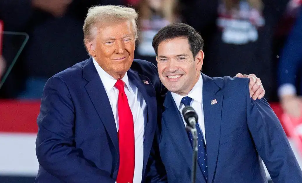 <span class="mln_uppercase_mln">El</span><b><span class="mln_uppercase_mln"> secretario de Estado de Estados Unidos, Marco Rubio, ordenó suspender la tramitación de visas de estudiante. FOTO: AFP</span></b>