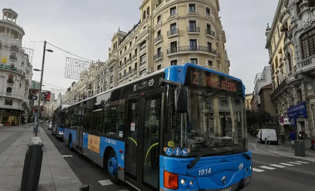 En España, además de la población migrante, la “afinidad cultural, el idioma compartido y la cercanía histórica” facilitan la aceptación de las marcas colombianas. FOTO: Manuel Saldarriaga