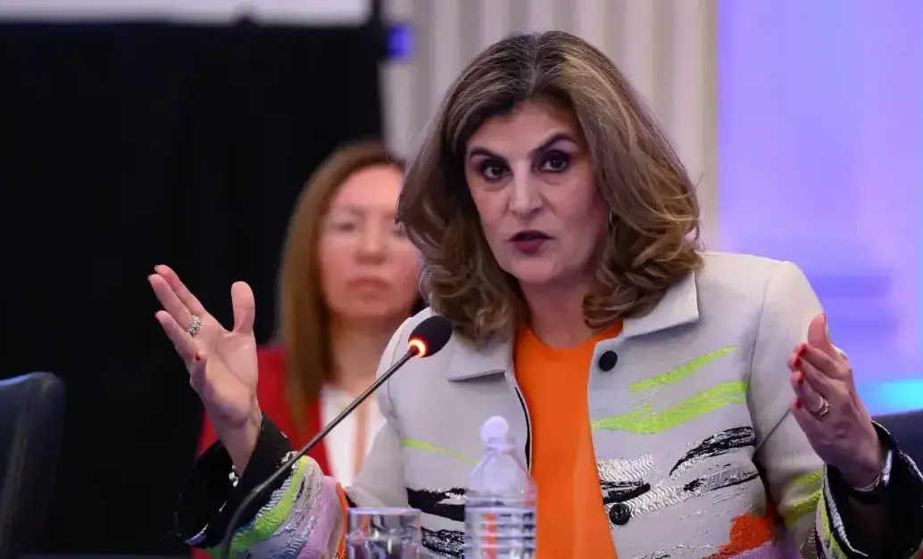 <span class="mln_uppercase_mln">La</span><b><span class="mln_uppercase_mln"> embajadora Laura Gil Savastano fue elegida como nueva Secretaria General Adjunta de la Organización de los Estados Americanos (OEA). Es la primera mujer que ocupa ese cargo. FOTO: CANCILLERÍA</span></b>
