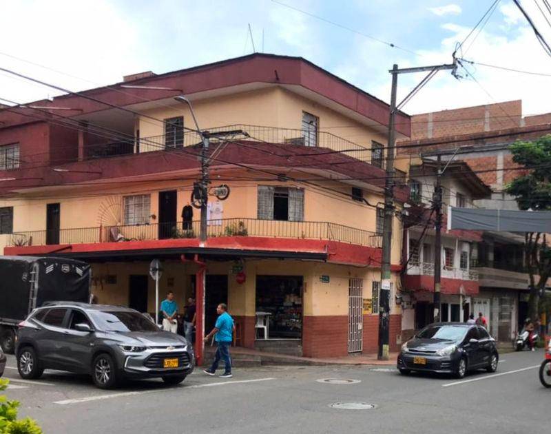 Riñas a cuchillo este fin de semana dejaron tres heridos en Medellín e Itagüí