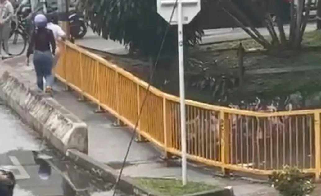 En Medellín: hallaron un cadáver por la canalización de Los Molinos.