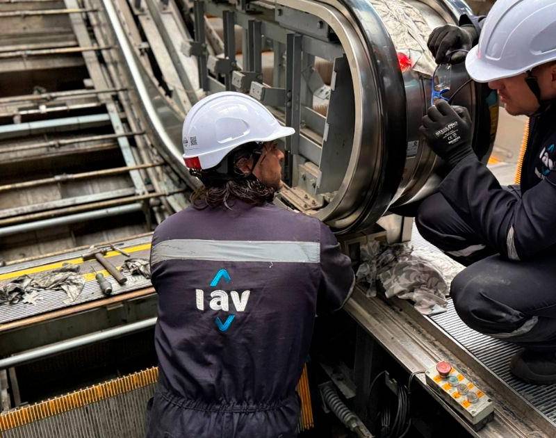 ¡Como nuevas! Escaleras eléctricas de la 13 recibieron mantenimiento