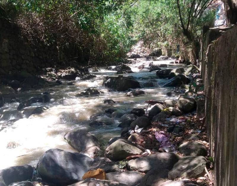Encontraron el cuerpo de Marlon flotando en la quebrada Santa Elena
