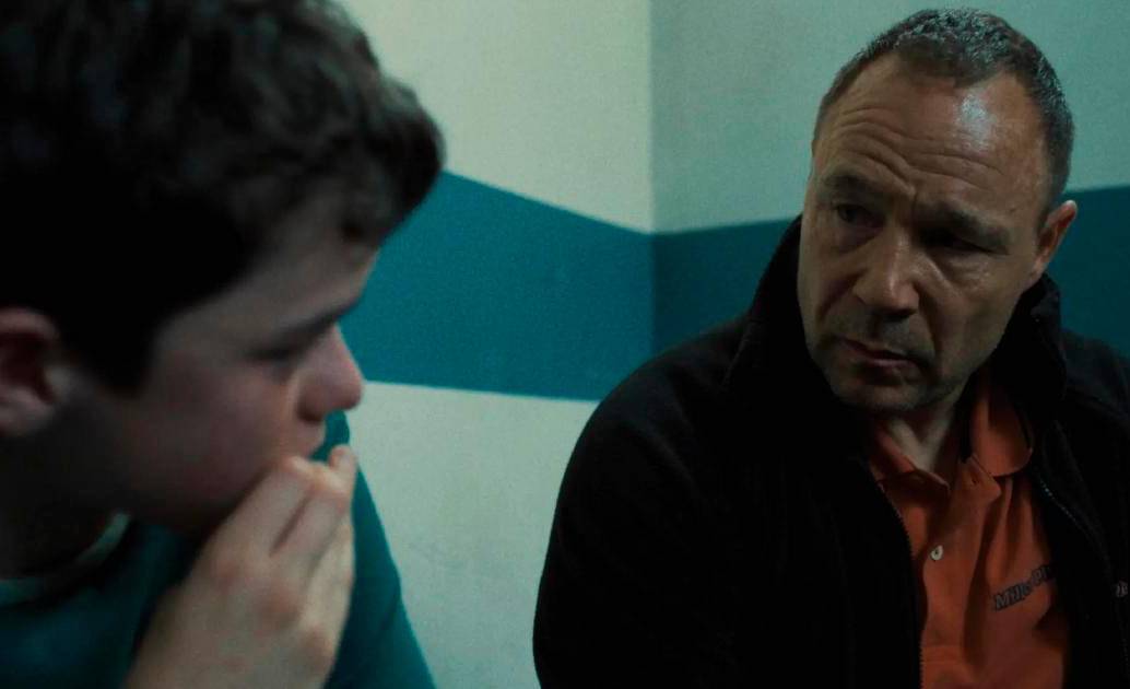 Owen Cooper y Stephen Graham son los protagonistas de <i>Adolescencia</i>. FOTO Cortesía