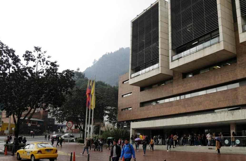 Los aprendices seleccionados podrán vincularse mediante contrato de aprendizaje en modalidad 100 % presencial. FOTO: COLPRENSA