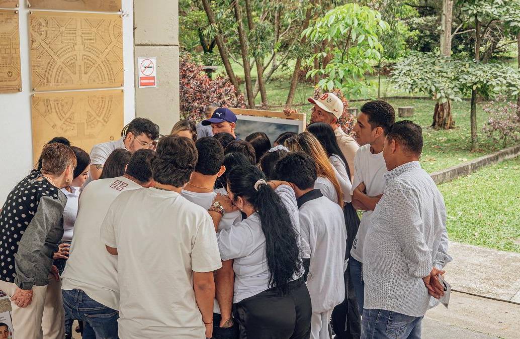 Más de 30 familiares recibieron el cuerpo de Juan Rafael Granada era un campesino que fue desaparecido por grupos armados hace 21 años. FOTO: CORTESÍA UNIDAD DE BÚSQUEDA 