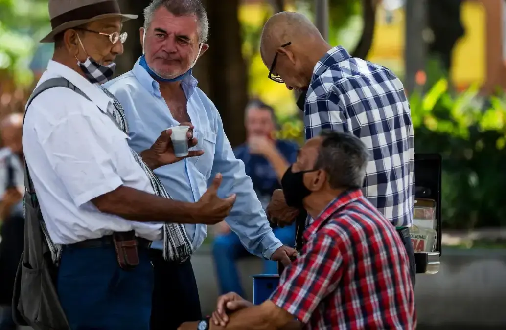 El ente de control subrayó que una asignación de recursos motivada por necesidades fiscales y no por criterios técnicos podría comprometer el crecimiento de los ahorros pensionales en el largo plazo. Foto: Julio César Herrera