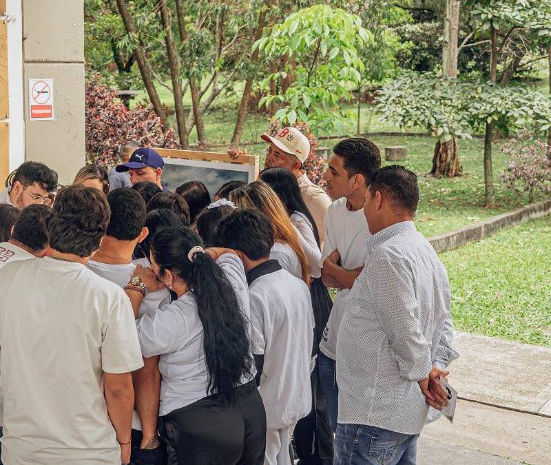 Más de 30 familiares recibieron el cuerpo de Juan Rafael Granada era un campesino que fue desaparecido por grupos armados hace 21 años. FOTO: CORTESÍA UNIDAD DE BÚSQUEDA 