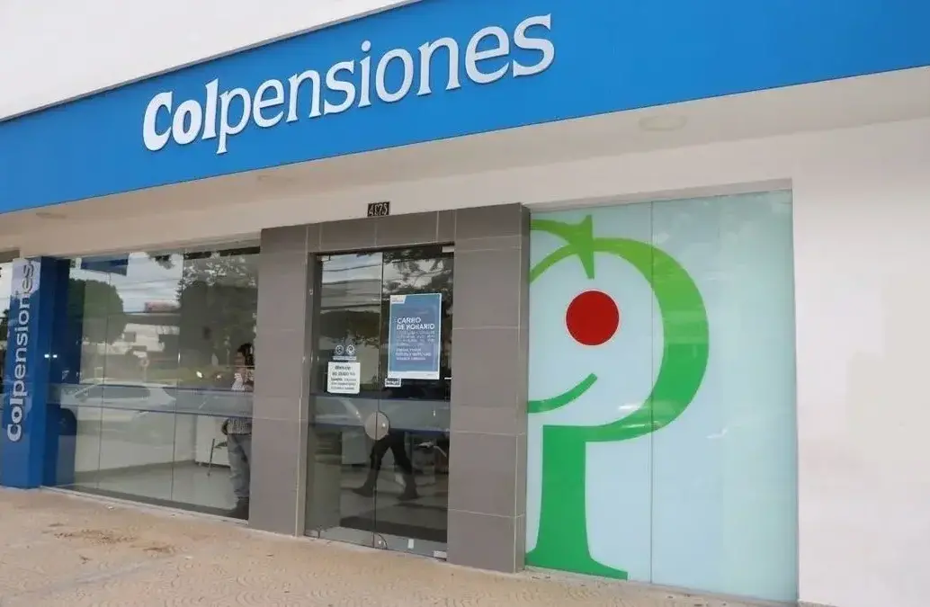 La entidad asegura que la decisión se da por orden del presidente Gustavo Petro y, “como parte de sus funciones de supervisión del sistema financiero”. Foto: Colprensa