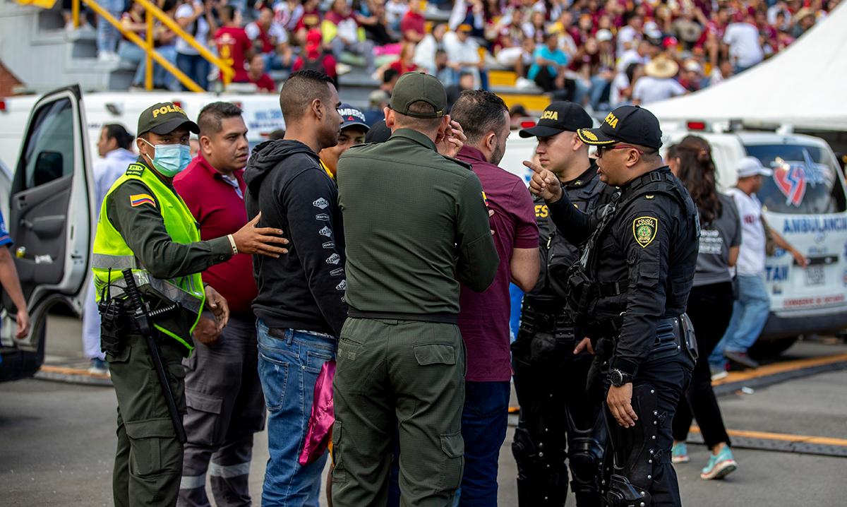 La nota negativa del encuentro fue la expulsión del estadio por parte de la policía de seguidores del conjunto verde. FOTO: JUAN ANTONIO SÁNCHEZ OCAMPO