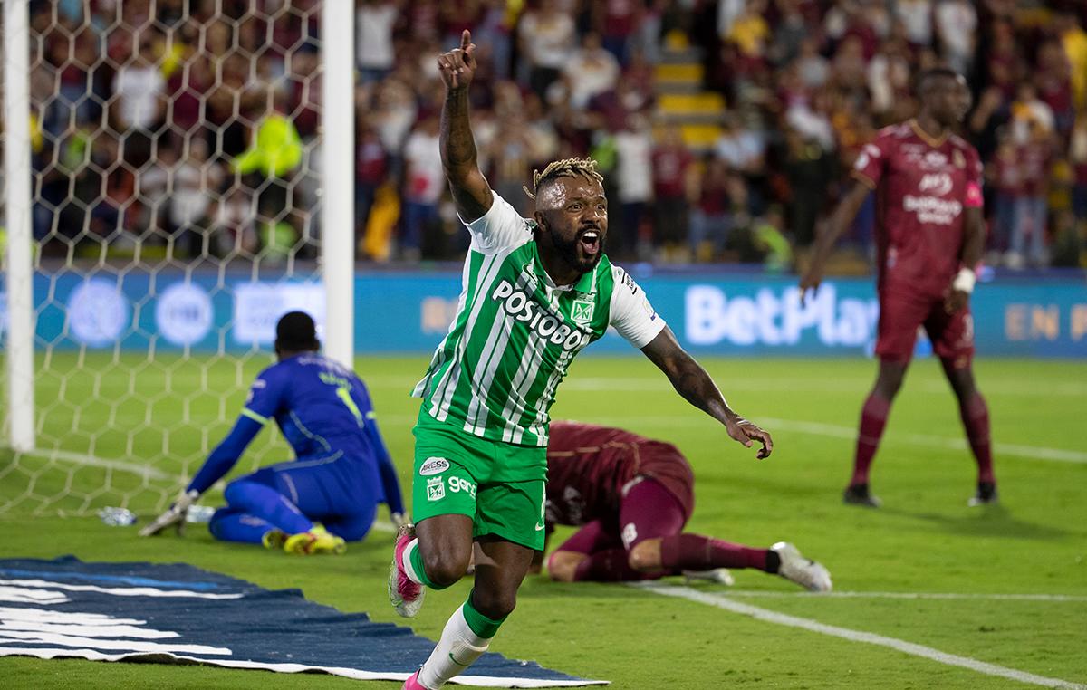 Dorlan Pabón celebró una anotación que fue invalidada por el VAR por fuera de lugar. FOTO: JUAN ANTONIO SÁNCHEZ OCAMPO