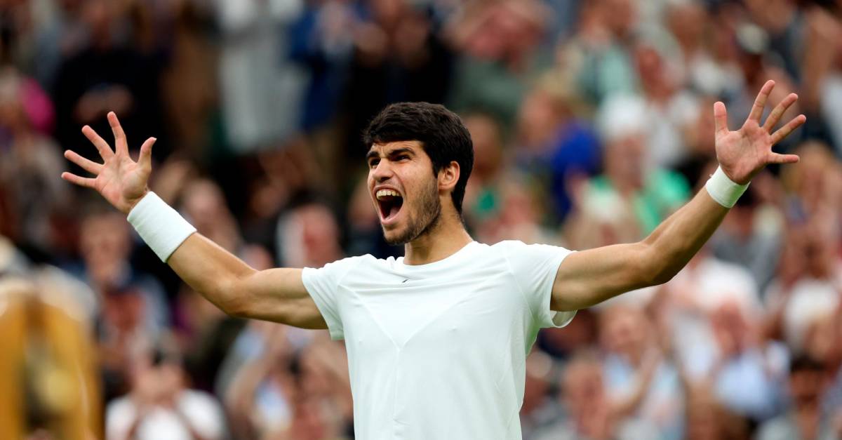 A Glimpse into Carlos Alcaraz’s Tennis Journey: From Family Upbringing to Wimbledon Champion