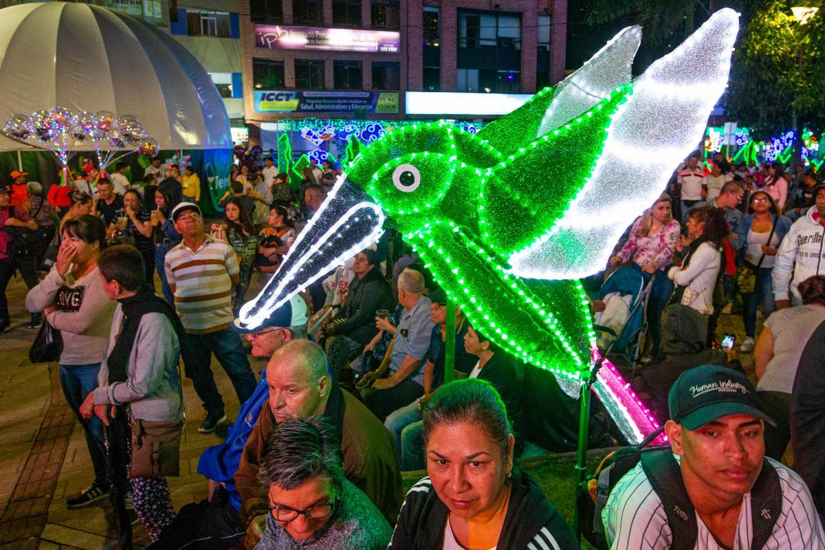 Las figuras representan el cerro Quitasol, la naturaleza viva y los frailejones que proveen de agua los páramos. Foto Esneyder Gutiérrez 