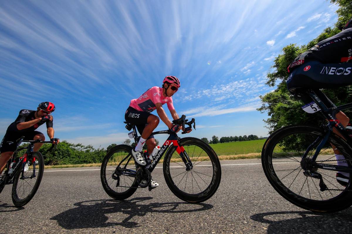 Egan logró ganar su segunda gran vuelta tras ganar el Tour de Francia en 2019. Foto: AFP