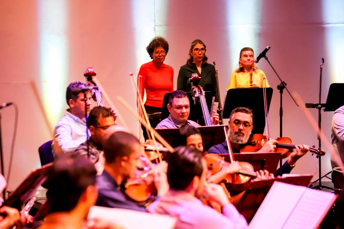 “El programa Soy músico tuvo dos formas de participación: quienes participaron en el concierto pertenecen a lo que llamamos los grupos base. Estos grupos funcionan desde hace seis años”, narró Eslava. Foto: Juan David Caicedo.