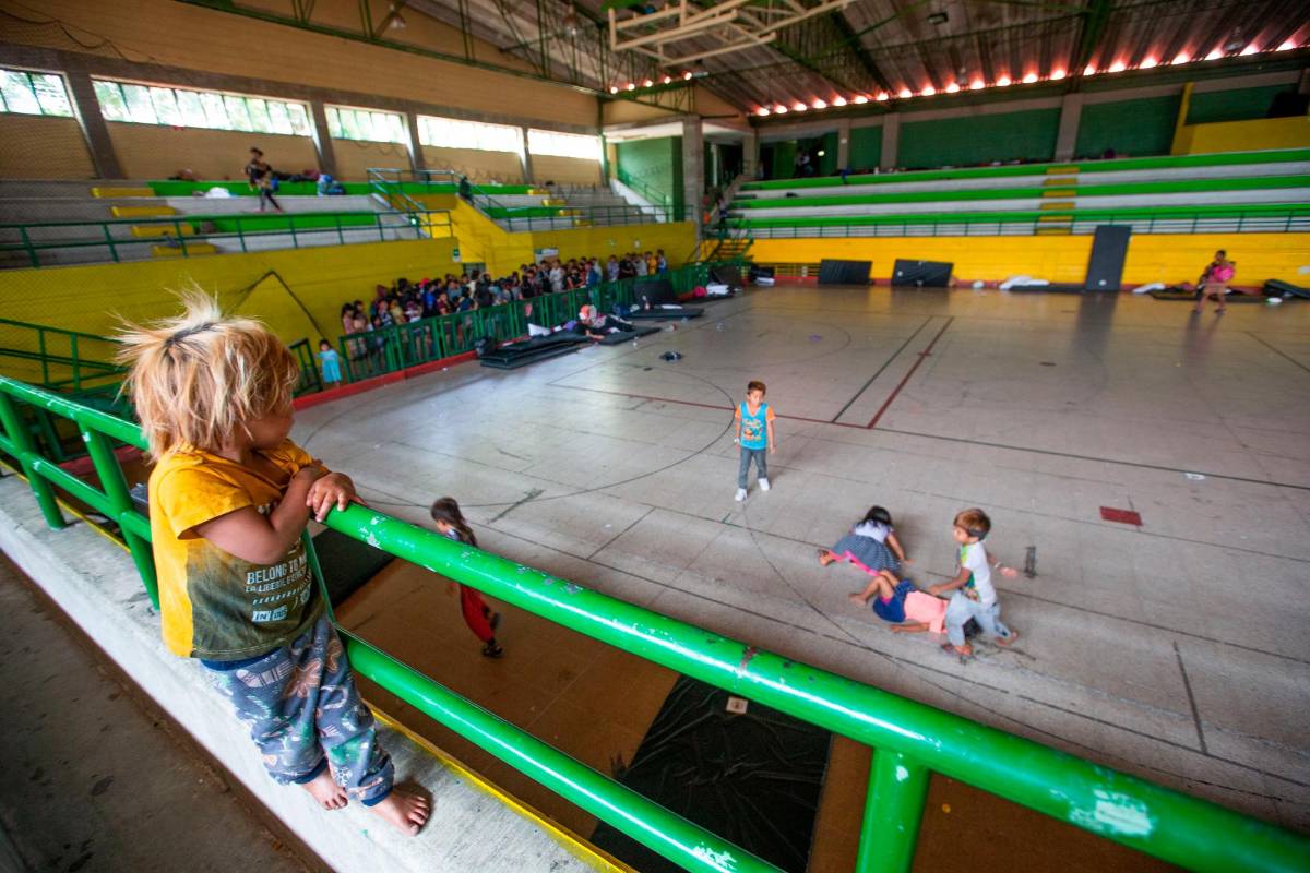 Los más chicos aprovechan a divertirse en las cancha y escenarios deportivos con los que cuenta el lugar. Foto: Esneyder Gutiérrez 