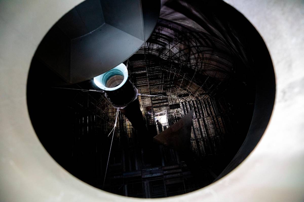 Cada huevo tiene la capacidad para almacenar 8.700 metro cúbicos de lodo, es decir son como pequeñas montañas que reciben el material contaminado o cargado de bacterias patógenas de aguas residuales del sur del valle de Aburrá. Fotos Camilo Suárez.