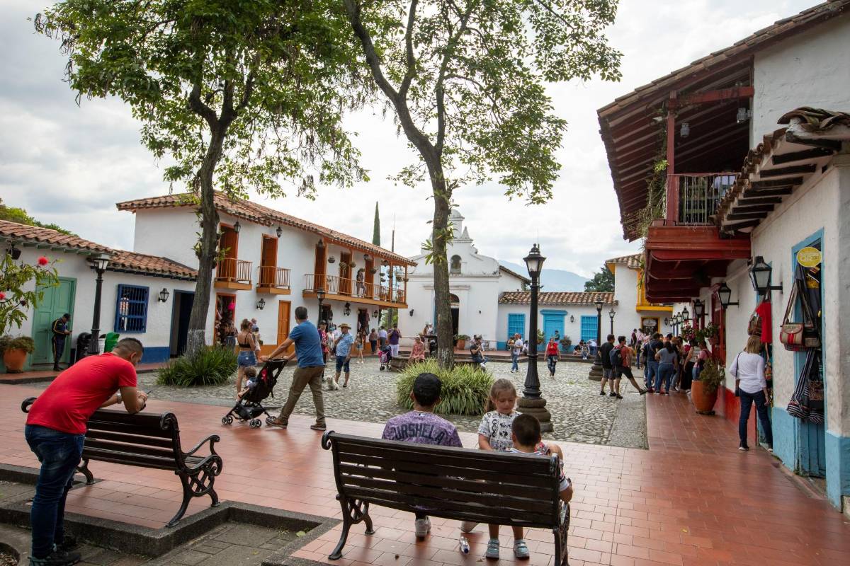 El Pueblito Paisa con su nueva cara es otro referente de ciudad que atrae visitantes. Foto: Edwin Bustamante