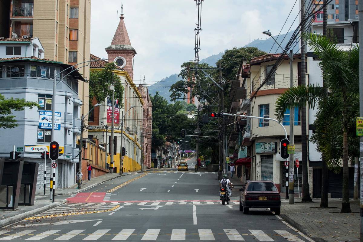 Calle 52 con Carrera 39. Foto. Julio César Herrera.