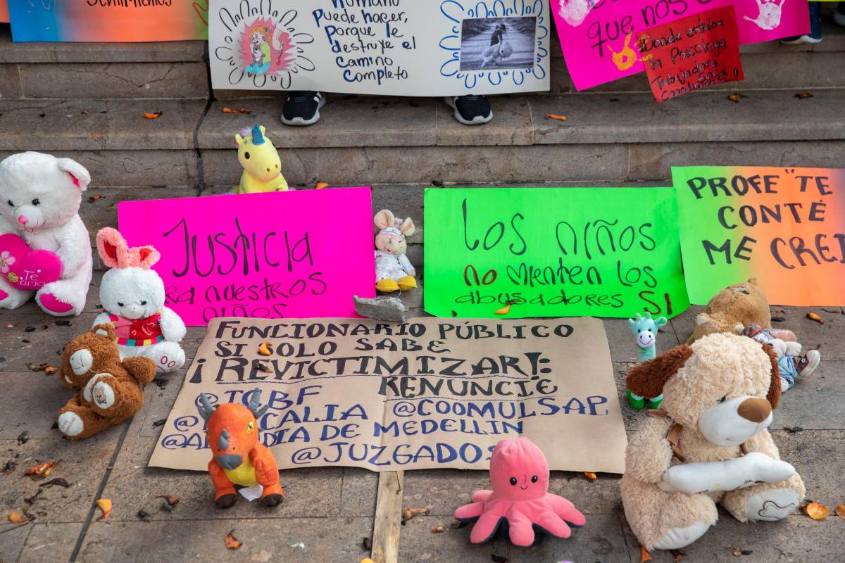 Los mensajes eran claros: reclamar justicia y que no se dilatara más el proceso contra el abusador sexual. FOTO EDWIN BUSTAMANTE