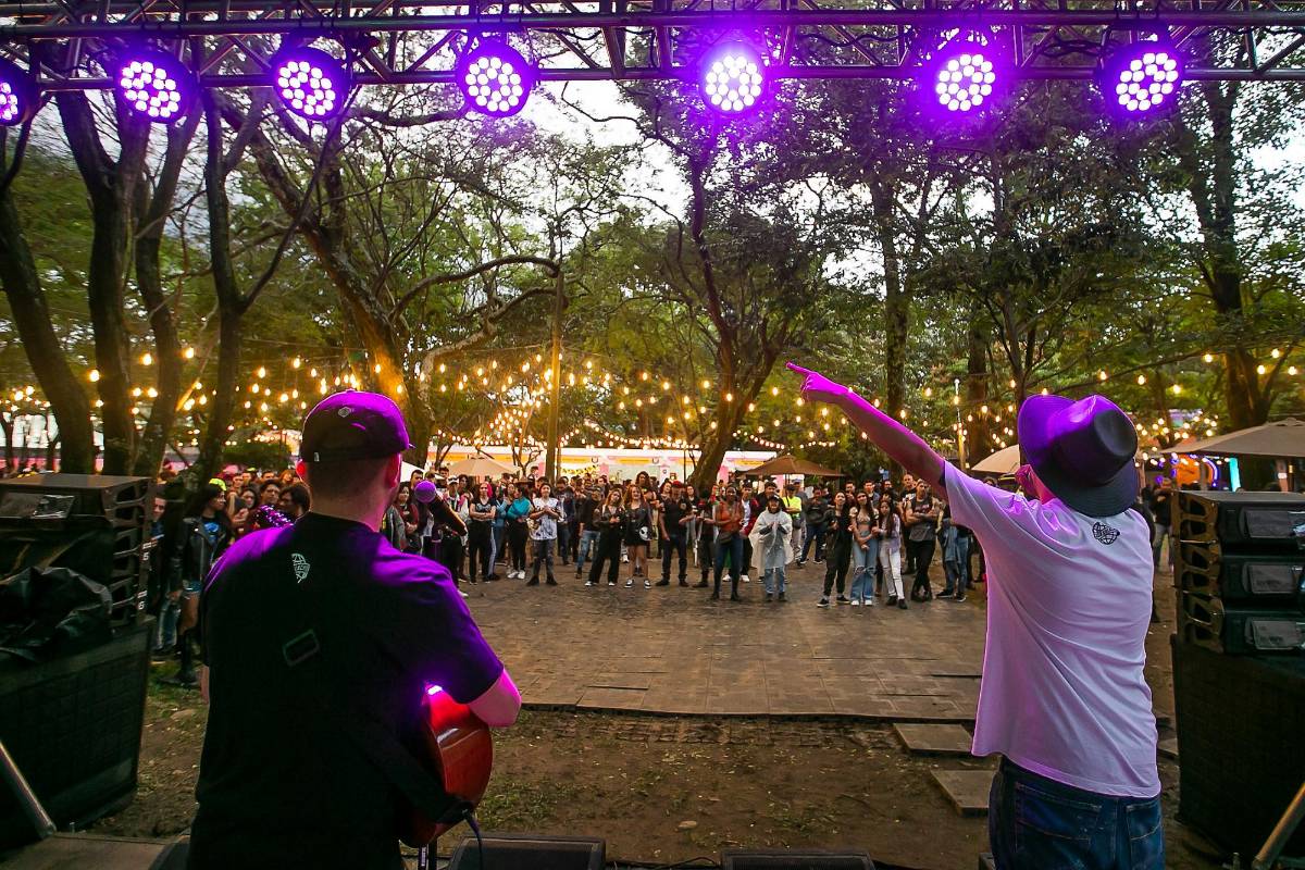 Este lunes se presentan en tres momentos, a las 3:00, 5:00 y 7:00 p.m., en el Parque Norte, cerca a la zona de picnic de Altavoz Foto: Esneyder Gutiérrez