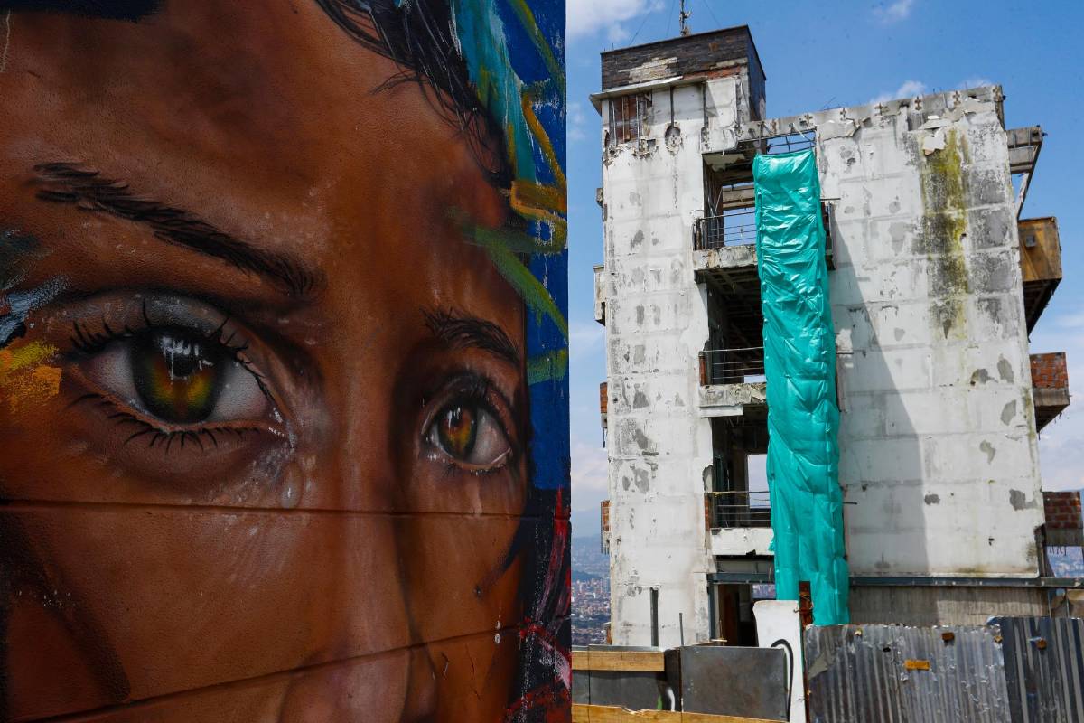  No queda nada de lo que alguna vez fue símbolo de desarrollo en el barrio Santo Domingo. Foto: Manuel Saldarriaga Quintero.